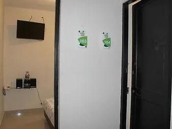 Ayenda 1231 Paradise Center Medellín 3*,